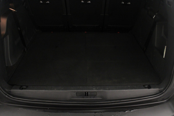 Peugeot 5008 1.2 PureTech Access wachten frits