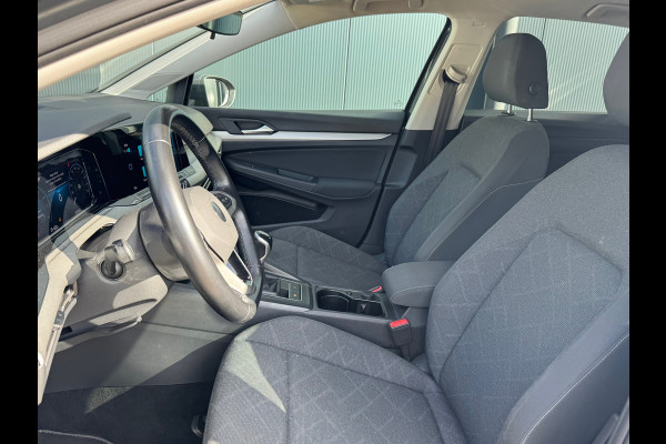 Volkswagen Golf 1.0 TSI Life * Carplay * Parkeersensoren * Adaptieve Cruise Control *