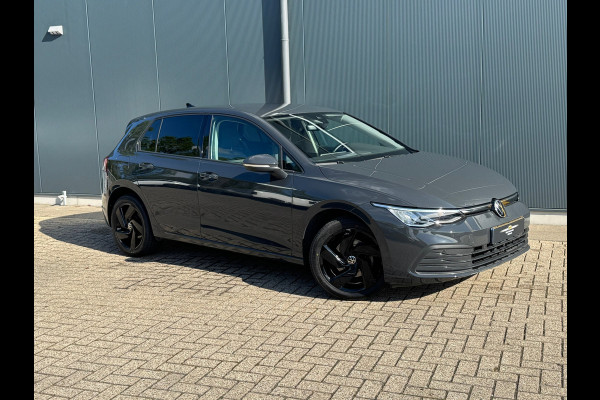 Volkswagen Golf 1.0 TSI Life * Carplay * Parkeersensoren * Adaptieve Cruise Control *