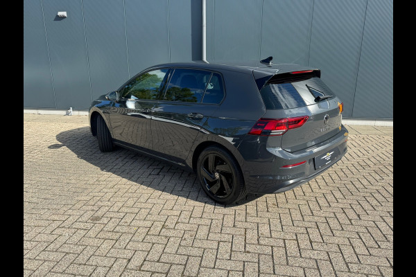Volkswagen Golf 1.0 TSI Life * Carplay * Parkeersensoren * Adaptieve Cruise Control *