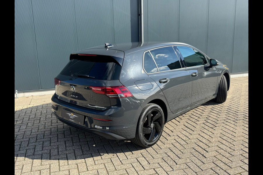 Volkswagen Golf 1.0 TSI Life * Carplay * Parkeersensoren * Adaptieve Cruise Control *