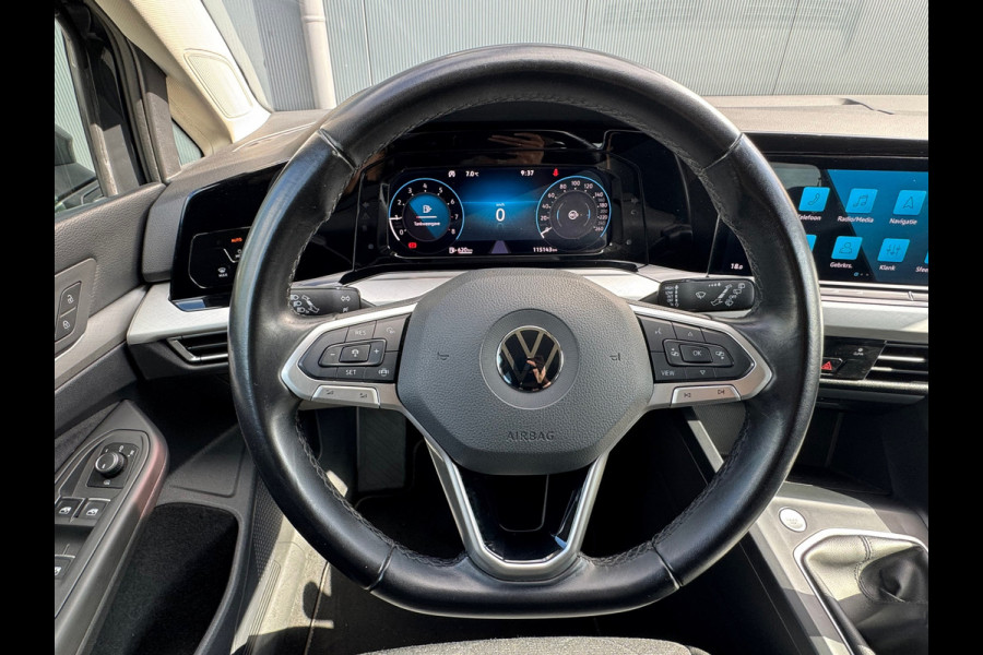 Volkswagen Golf 1.0 TSI Life * Carplay * Parkeersensoren * Adaptieve Cruise Control *