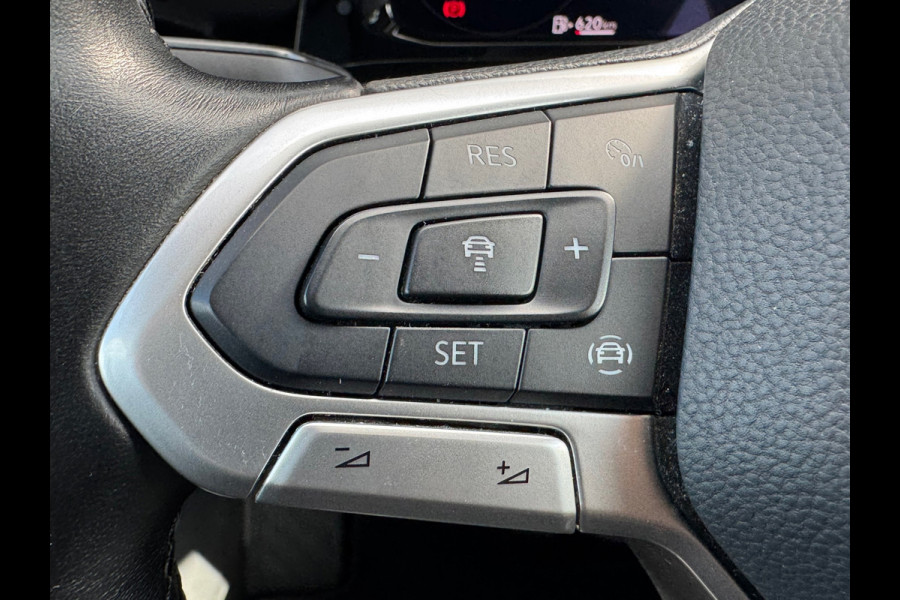 Volkswagen Golf 1.0 TSI Life * Carplay * Parkeersensoren * Adaptieve Cruise Control *