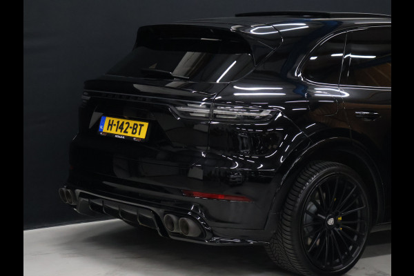 Porsche Cayenne 3.0 E-Hybrid TechArt [SCHUIFKANTELDAK, LUCHTVERING, SPORT CHRONO, APPLE CARPLAY, MEMORY SEATS, BOSE SOUND, KLEPPENSYSTEEM, SPORT DESIGN, PDLS+, STOELVERWARMING, CAMERA, CRUISE, CLIMATE, NIEUWSTAAT]