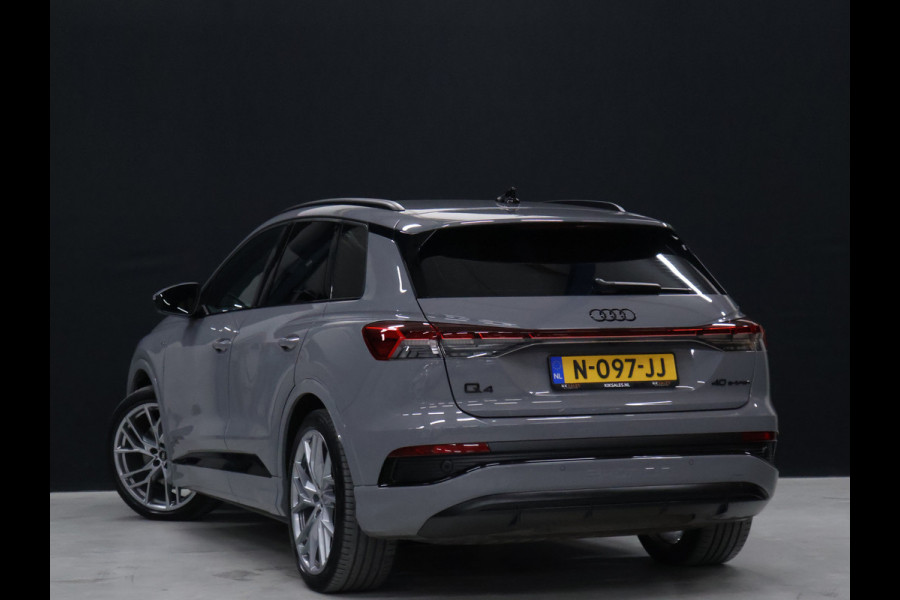 Audi Q4 e-tron 40 Launch edition S Competition 77 kWh [ADAPTIVE CRUISE, HEAD-UP DISPLAY, SONOS SOUND, MEMORY, STOELVERWARMING, APPLE CARPLAY, ELEKTRISCHE ACHTERKLEP, NIEUWSTAAT]