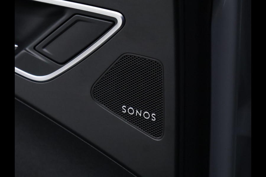 Audi Q4 e-tron 40 Launch edition S Competition 77 kWh [ADAPTIVE CRUISE, HEAD-UP DISPLAY, SONOS SOUND, MEMORY, STOELVERWARMING, APPLE CARPLAY, ELEKTRISCHE ACHTERKLEP, NIEUWSTAAT]