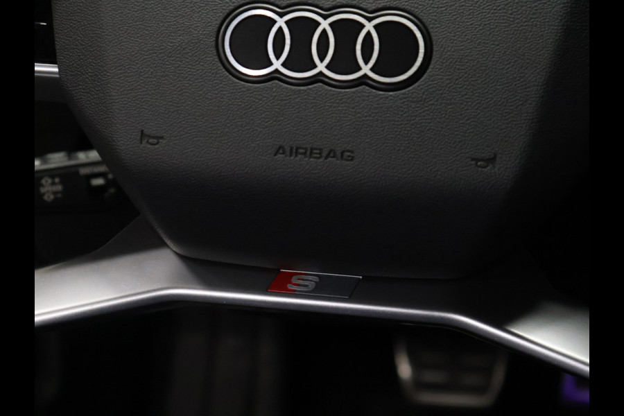 Audi Q4 e-tron 40 Launch edition S Competition 77 kWh [ADAPTIVE CRUISE, HEAD-UP DISPLAY, SONOS SOUND, MEMORY, STOELVERWARMING, APPLE CARPLAY, ELEKTRISCHE ACHTERKLEP, NIEUWSTAAT]