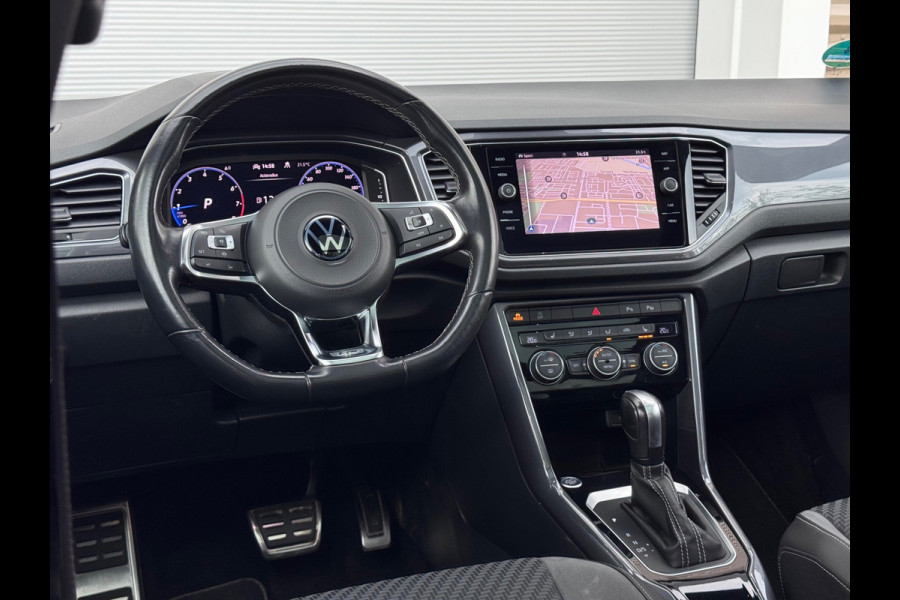 Volkswagen T-Roc 1.5 TSI 3x R-Line Pano/AppleCar/Keyless