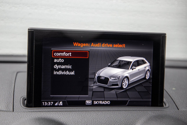 Audi A3 Sportback 30 TFSI Sport S Line Edition