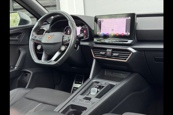 CUPRA Leon 1.4 e-Hybrid VZ Pano/Keyless/Dodehoek