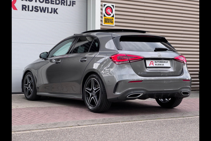 Mercedes-Benz A-Klasse 250 Premium Plus Pano/360//Sfeer/Dodehoek