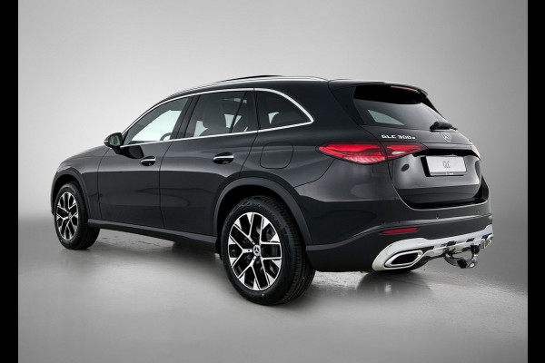 Mercedes-Benz GLC 300e 4MATIC Business Solution Luxury | Parkeerpakket met 360°-camera | Comfortpakket Plus | Trekhaak | Panoramaschuifdak | Sierdelen openporig hout aluminiumlines | DISTRONIC | 19 inch vijf-dubbelspaaks velgen |