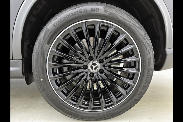 Mercedes-Benz GLC 300e 4MATIC Sport Edition | Premium | Nightpakket | Rijassistentiepakket Plus | Treeplanken in aluminiumlook | Trekhaak | Panoramaschuifdak | Smartphone integratie | 360° camera | Sfeerverlichting |
