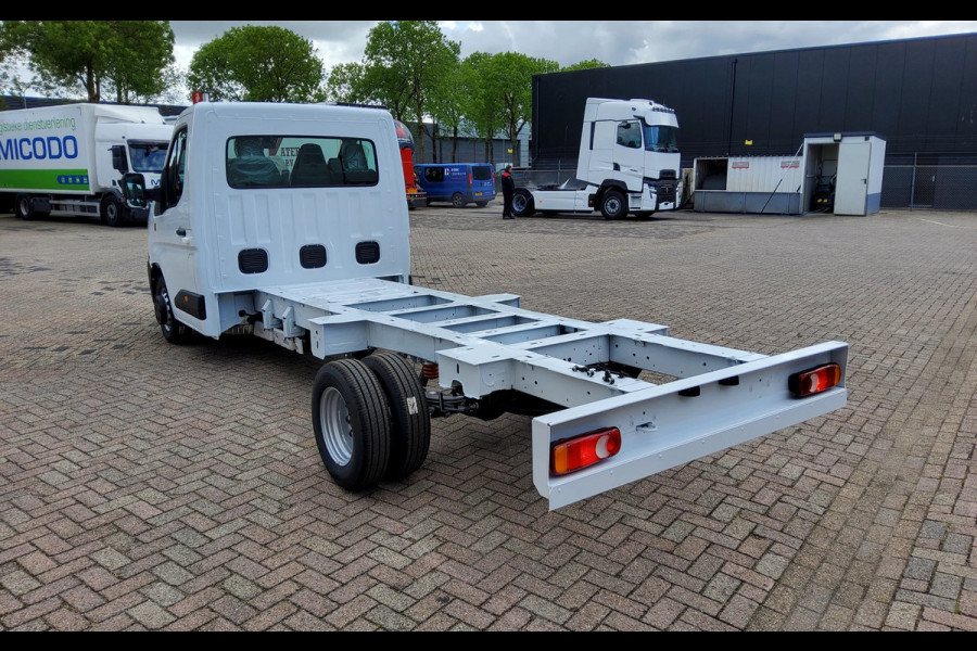 Renault Master NEW 170.35 CHASSIS RTWD DUBBELLUCHT - EURO 6