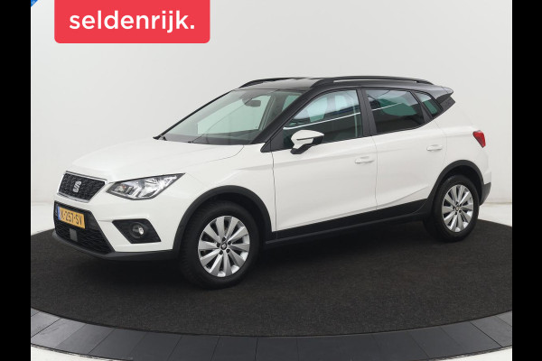Seat Arona 1.0 TSI Style Intense | Carplay | Adaptive cruise | Camera | Navigatie | Side Assist | Climate control | Park Assist | Keyless | Bluetooth | Getint glas