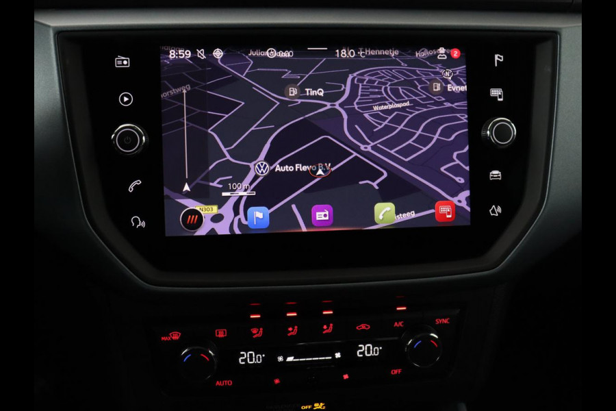 Seat Arona 1.0 TSI Style Intense | Carplay | Adaptive cruise | Camera | Navigatie | Side Assist | Climate control | Park Assist | Keyless | Bluetooth | Getint glas