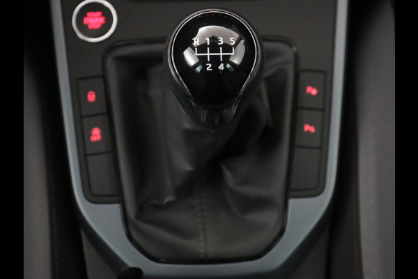 Seat Arona 1.0 TSI Style Intense | Carplay | Adaptive cruise | Camera | Navigatie | Side Assist | Climate control | Park Assist | Keyless | Bluetooth | Getint glas