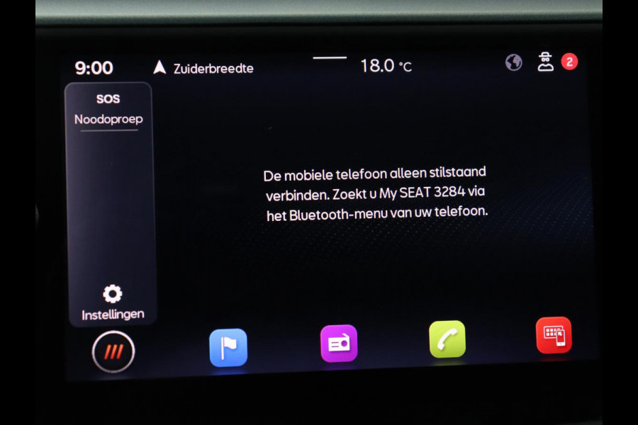 Seat Arona 1.0 TSI Style Intense | Carplay | Adaptive cruise | Camera | Navigatie | Side Assist | Climate control | Park Assist | Keyless | Bluetooth | Getint glas