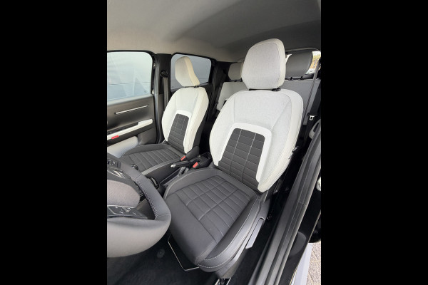 Citroën ë-C3 Max 113pk Comfort Range 44 kWh (Camera - Navigatie - Automatische Airco - Apple Carplay - LED - 17")