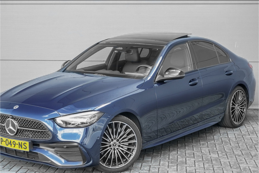 Mercedes-Benz C-Klasse 200 Launch Edition AMG Line Pano Trekhaak Camera Stoelverw