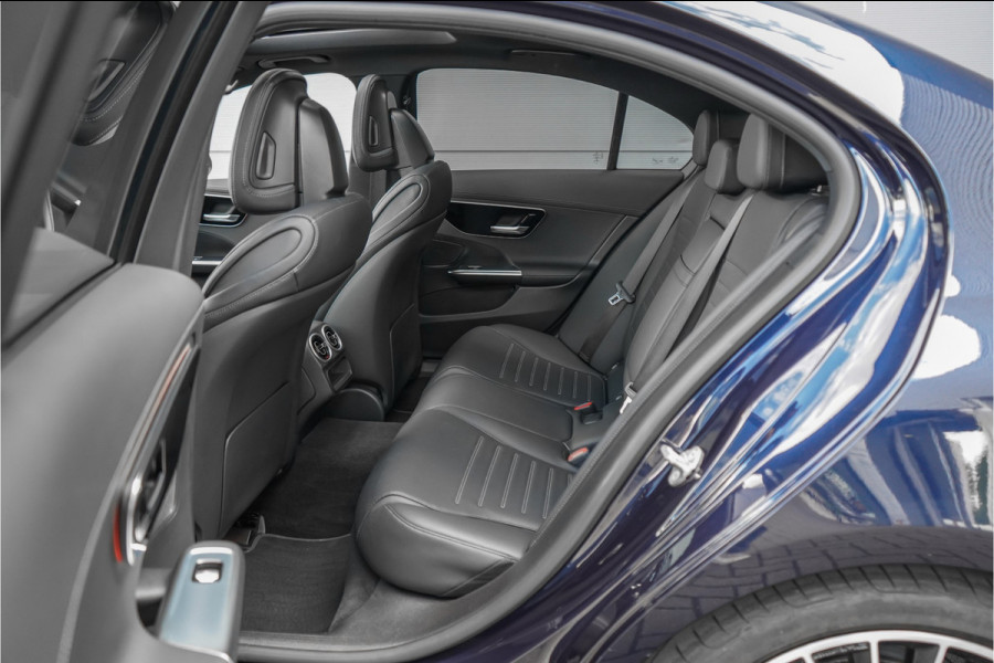 Mercedes-Benz C-Klasse 200 Launch Edition AMG Line Pano Burmester Trekhaak Camera Stoelverw