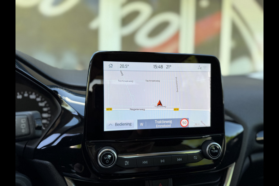 Ford Fiesta 1.0 EcoBoost Hybrid Titanium / Cruise / Airco / Carplay / Keyless / Lane assist