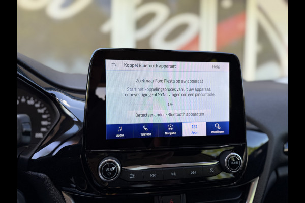 Ford Fiesta 1.0 EcoBoost Hybrid Titanium / Cruise / Airco / Carplay / Keyless / Lane assist