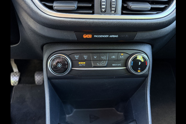 Ford Fiesta 1.0 EcoBoost Hybrid Titanium / Cruise / Airco / Carplay / Keyless / Lane assist