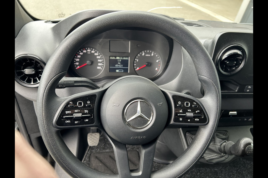 Mercedes-Benz Sprinter 317 CDI L2 H2 MBUX / 360 Camera / Navigatie / Cruise control / Airco / 270 Graden achterdeuren