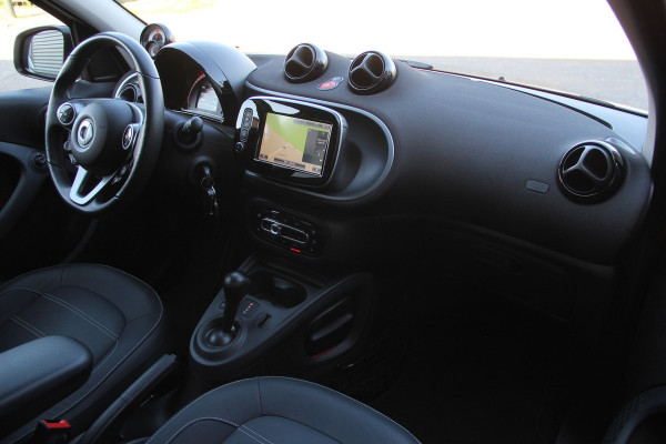 Smart Forfour EQ Business Solution 18 kWh