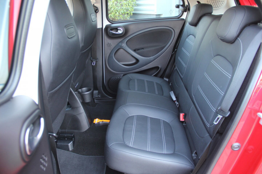 Smart Forfour EQ Business Solution 18 kWh