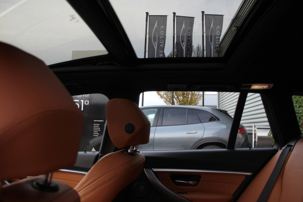 BMW 3 Serie Touring 318i M Sport | 2E EIGENAAR | PANO-DAK | LEDER | HARMAN-KARDON | SPORTONDERSTEL | STOELVERW | NAVI | PDC | LED
