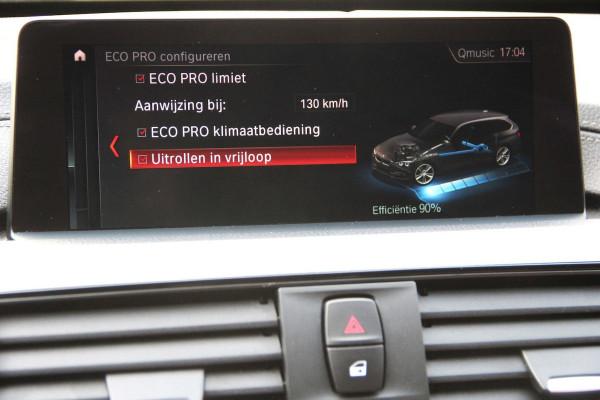 BMW 3 Serie Touring 318i M Sport | 2E EIGENAAR | PANO-DAK | LEDER | HARMAN-KARDON | SPORTONDERSTEL | STOELVERW | NAVI | PDC | LED