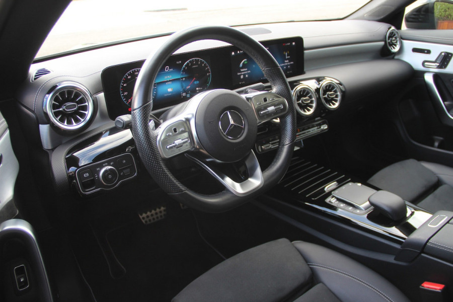 Mercedes-Benz CLA-Klasse Shooting Brake 180