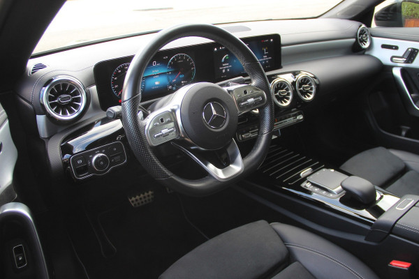 Mercedes-Benz CLA-Klasse Shooting Brake 180