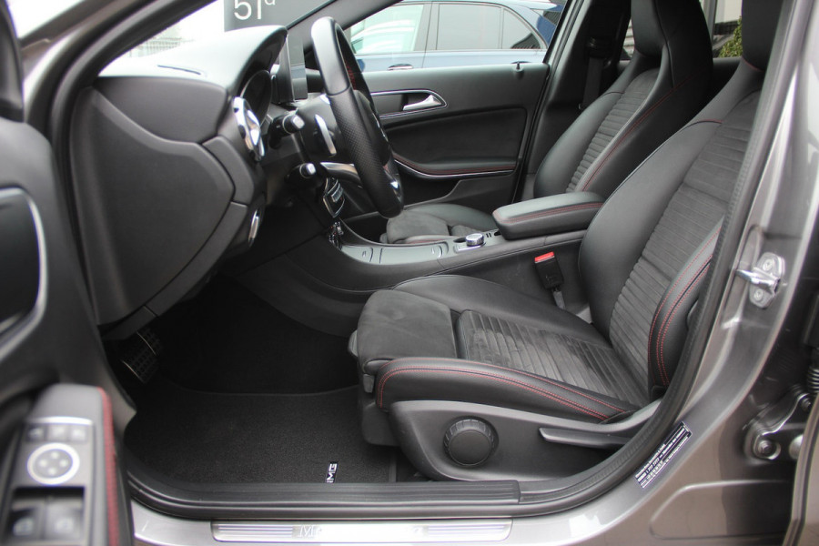 Mercedes-Benz GLA 200 AMG Line