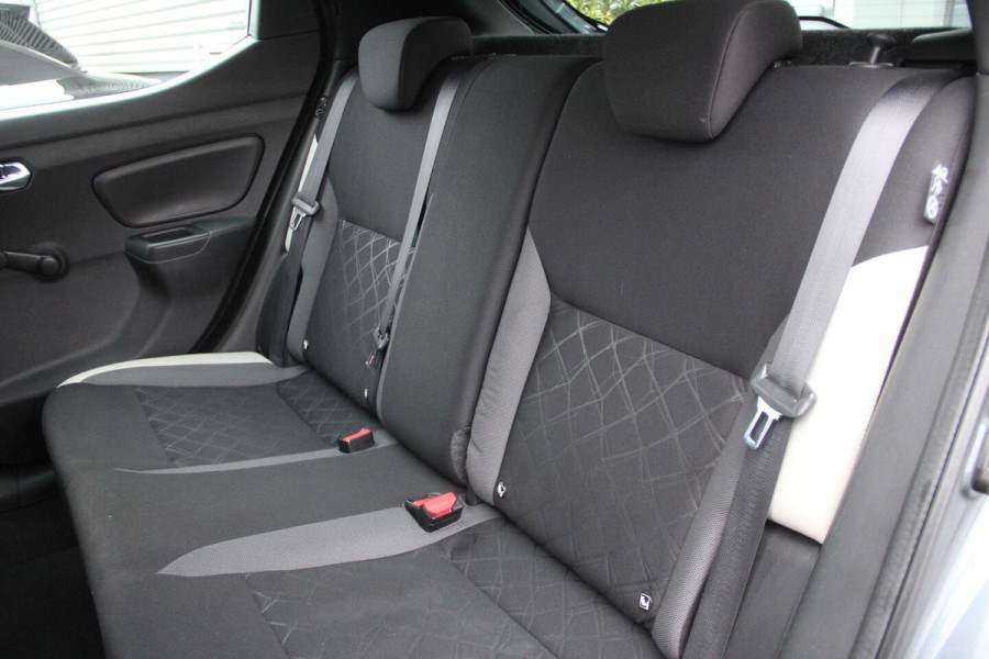 Nissan Micra 0.9 IG-T Acenta CarPlay | Airco | Cruise | Brake Assist | Rijbaan assist | Sportstuurwiel