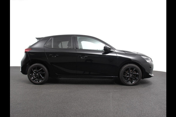 Opel Corsa 1.2 GS Line 131pk Aut. Navigatie Apple Carplay/Android Auto Camera Parkeersensoren Cruise Control Stoelverwarming Getinte ramen Airco