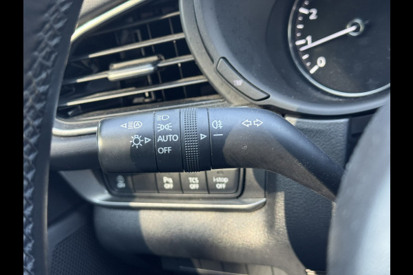 Mazda CX-30 2.0 e-SkyActiv-G M Hybrid | Carplay/Android, Head-Up, PDC, Cruise, Licht- en Regensensor, Airco |
