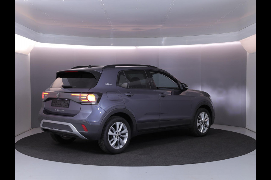Volkswagen T-Cross 1.0 TSI Life Edition Goal 95PK | Navigatie | Parkeersensoren voor en achter | Stoelverwarming |