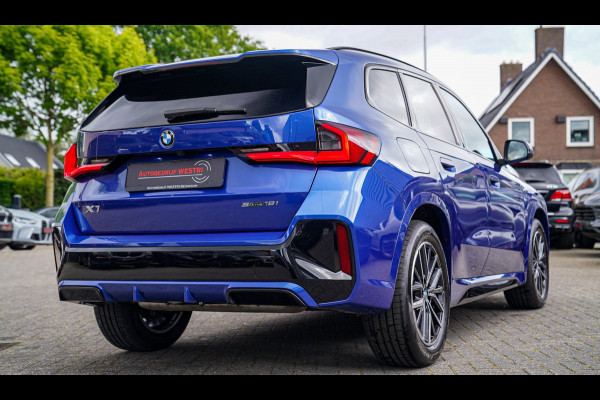 BMW X1 18i M-sport High Executive | HuD | Panorama | Harman/Kardon | incl BTW | M-pakket | Leder/Alcantara | Trekhaak elek | Lane