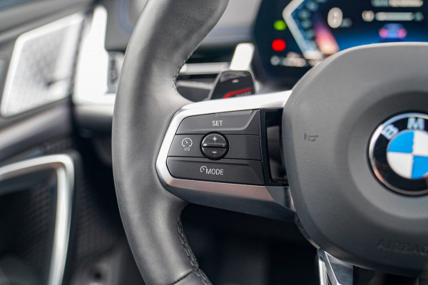 BMW X1 18i M-sport High Executive | HuD | Panorama | Harman/Kardon | incl BTW | M-pakket | Leder/Alcantara | Trekhaak elek | Lane
