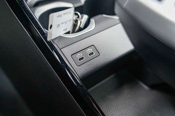 BMW X1 18i M-sport High Executive | HuD | Panorama | Harman/Kardon | incl BTW | M-pakket | Leder/Alcantara | Trekhaak elek | Lane