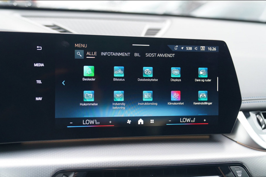 BMW X1 18i M-sport High Executive | HuD | Panorama | Harman/Kardon | incl BTW | M-pakket | Leder/Alcantara | Trekhaak elek | Lane