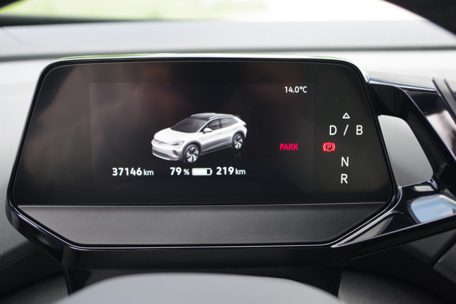 Volkswagen ID.4 Pure 52 kWh 149 PK, Adap. Cruise Control, Stuur- & Stoelverwarming, Carplay, LED, Parkeersensoren