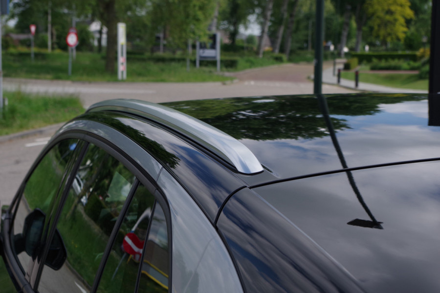 Volkswagen ID.4 Pure 52 kWh 149 PK, Adap. Cruise Control, Stuur- & Stoelverwarming, Carplay, LED, Parkeersensoren