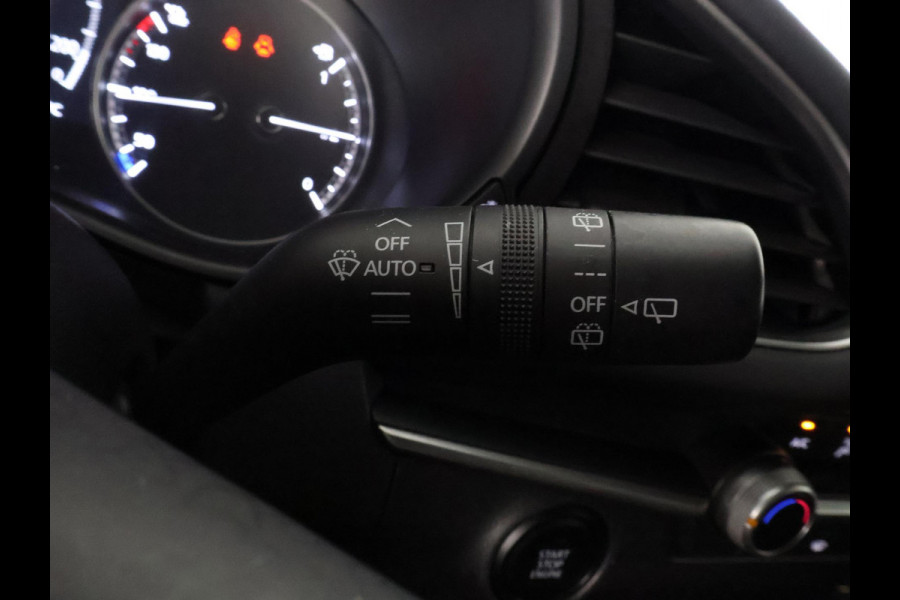 Mazda 3 2.0 X HYBRID SPORT-X 186 PK GARANTIE 2032* APPLE CARPLAY/ANDROID. PDC ETC