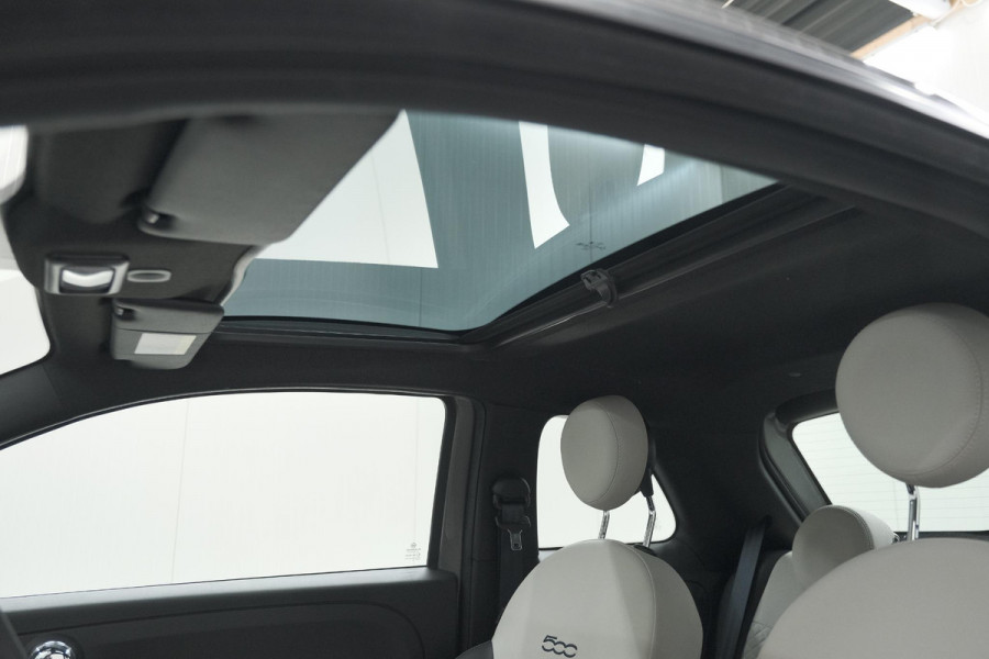 Fiat 500 1.0 Hybrid Dolcevita | Panoramadak | Apple Carplay | Parkeersensoren