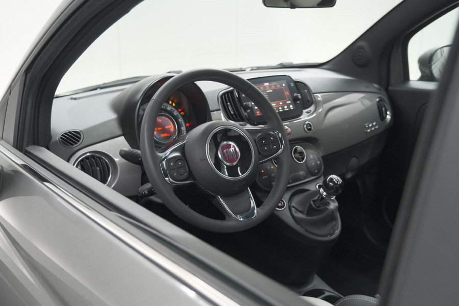 Fiat 500 1.0 Hybrid Dolcevita | Panoramadak | Apple Carplay | Parkeersensoren
