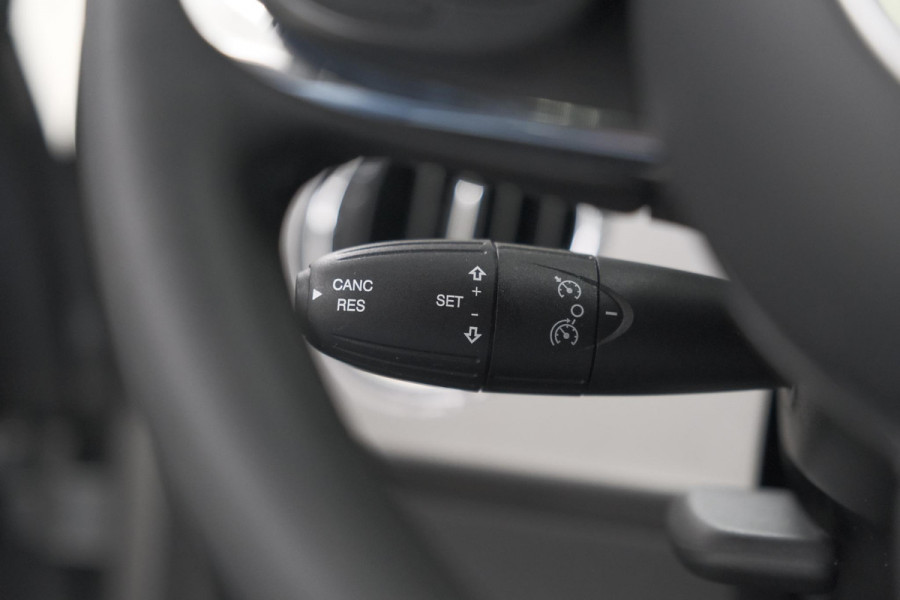Fiat 500 1.0 Hybrid Dolcevita | Panoramadak | Apple Carplay | Parkeersensoren